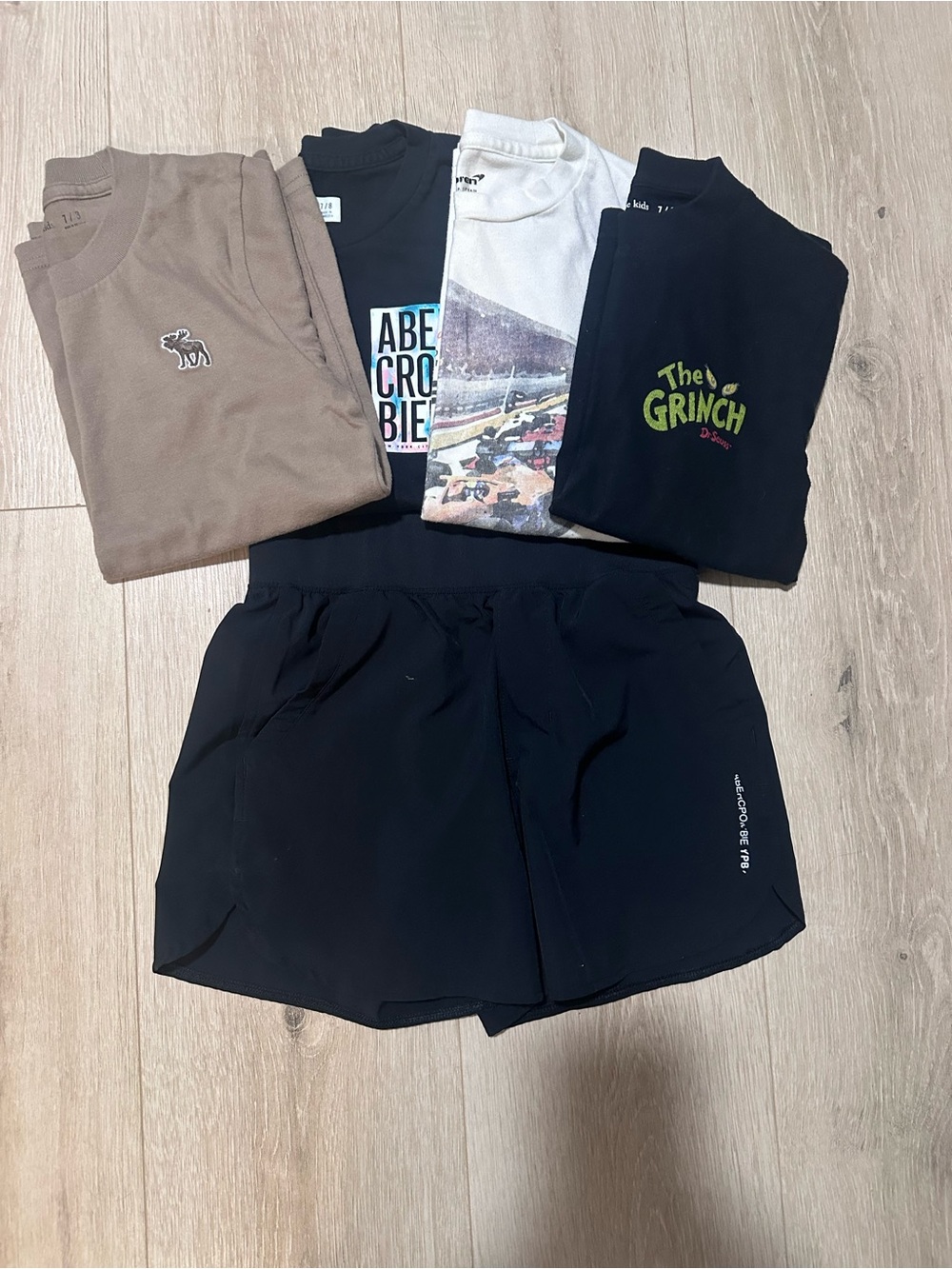 Abercrombie & Fitch Kids 7/8 bundle! 4 shirts and one shorts